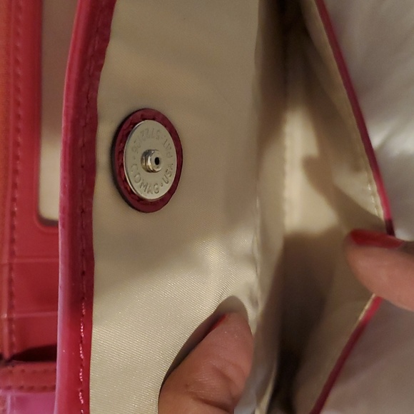 Authentic Coach Patent Leather Zip Around Wristlet Wallet in Pink - Picture 8 of 9
